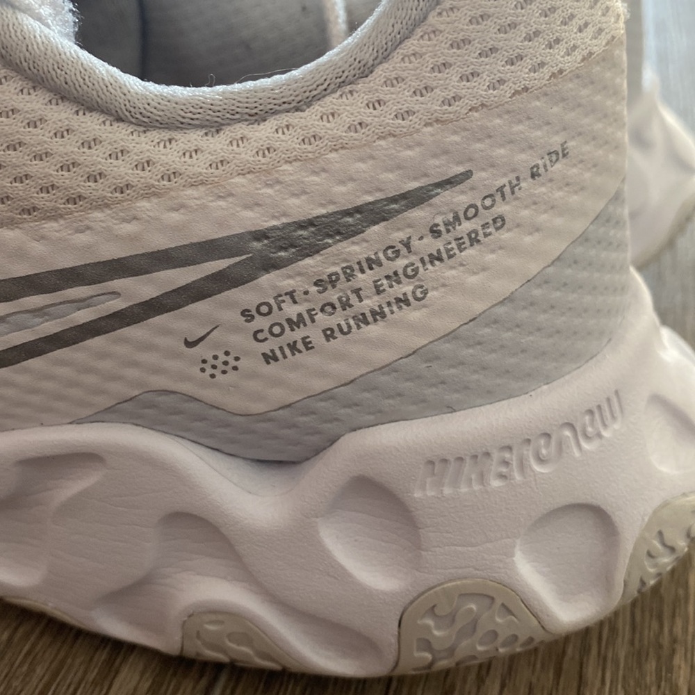 π Nike Renew Womens Running Shoes π - Picture 4 of 10